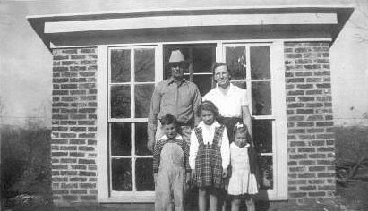 Obie and Bessie Pellham family, Panola County, Texas