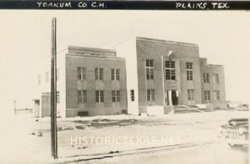 Yoakum County Courthouse, Plains, Texas 1950s
